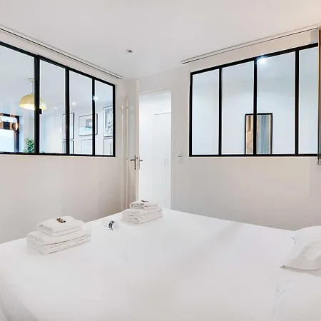 Super 2br 6p Bastille * Париж