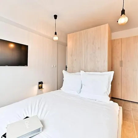 Escapade Parisienne Pres De Gare De L'est Appartement Parijs