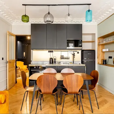 Apart-hotel Stylish In The Heart Of *