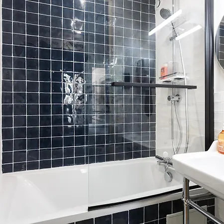 Apart-hotel Stylish In The Heart Of Paris