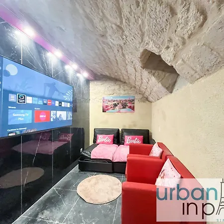 Urban Flat 193 - Barbie In Апартаменты *