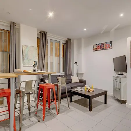 Bluestay 200 - Superb Appartement