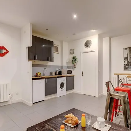 Bluestay 200 - Superb Appartement