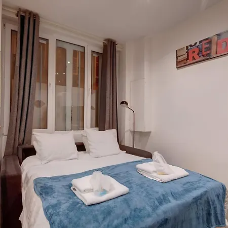 Bluestay 200 - Superb Appartement Parijs