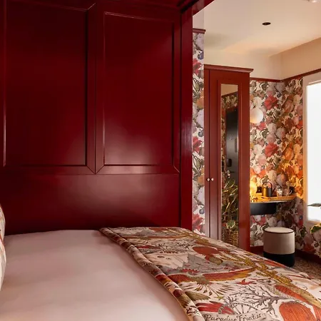 Hotel Ginette A La Folie &
