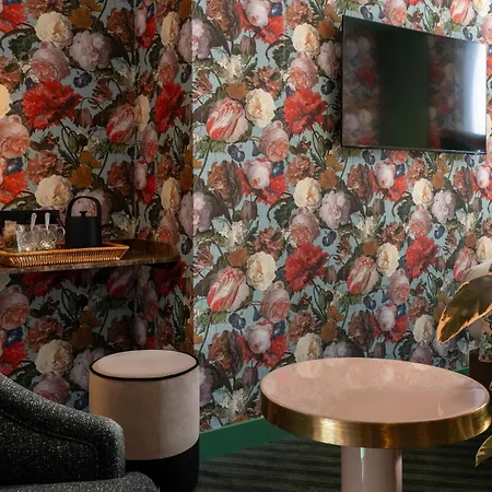 Hotel Ginette A La Folie & Paris