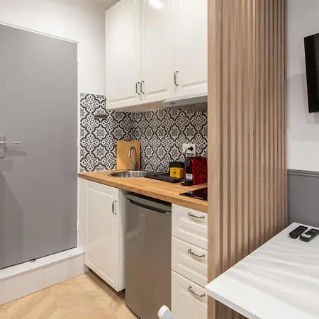 Raymond - Cosy Proche Montparnasse * Париж