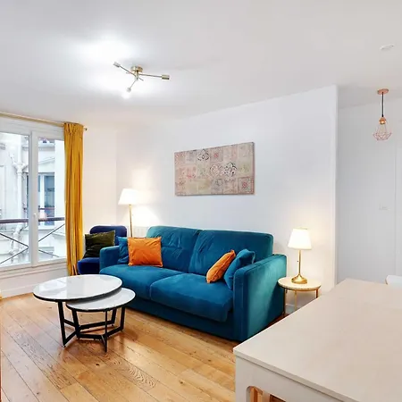 Confort Et Charme Pour 6 A Republioque Paris