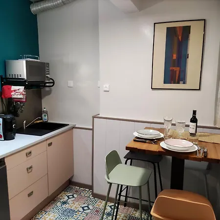 Confortable Pres Des Transports Apartamento *