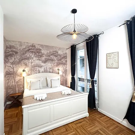 Modern & Spacious Near Le Marais Apartman *