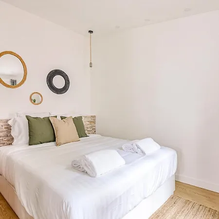 Charming Little House In Th Heart Of Batignolles Appartement