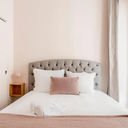 Reva Aparthotel