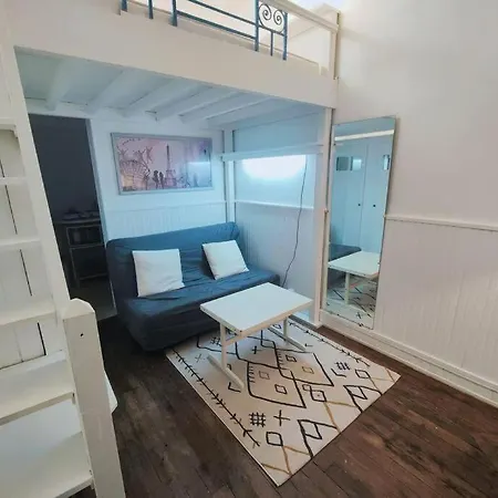 Near Invalide Montparnasse Апартаменты