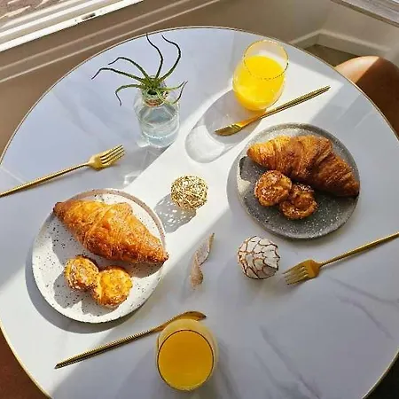 Lumileux With Sunshine * Paris