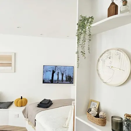 Lumileux With Sunshine Apartment Paris