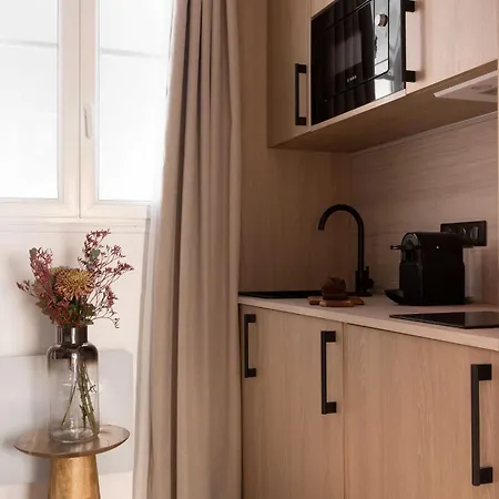 Elegant Apartment- 2br-6p- Le Marais Paris