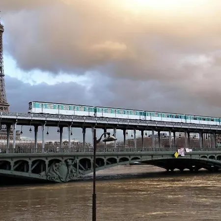 Eiffel Citea Dayroom Espace Sans Nuitee Et Partagee Chatillon Nuitee -- Repos Journee Ou Espace Travail 8-19h Proche Tour Eiffel Ou Usage Bureau A L'heure En Journee -- Nuitee Chatillon Avenue Parijs