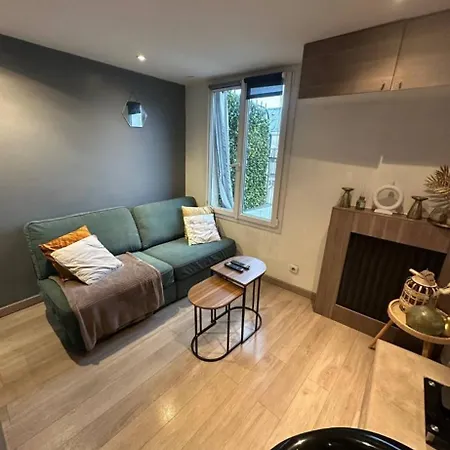 Apartman Cosy 8 Avec Terrasse Párizs