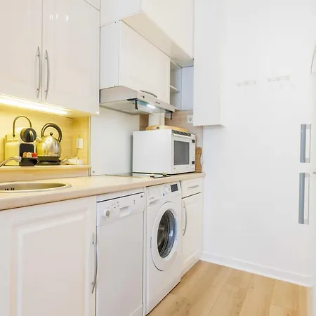 Vakantiehuis Charming 2p In The Heart Of Parijs