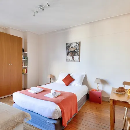 Apartment Quiet & Bright Studio-prime Loc-pantheon 05 Paris
