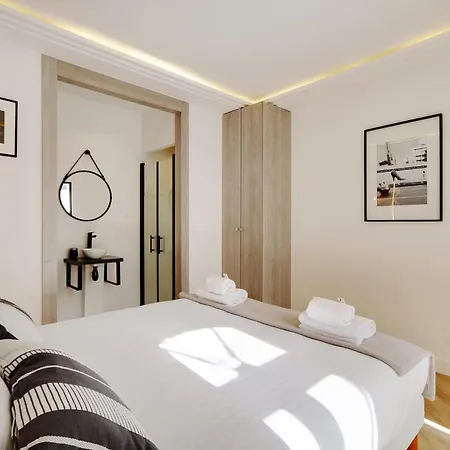 Spacious Au Coeur De Fbmar2 Apartman
