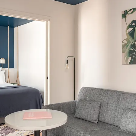 Le Belleval Hotel 4*