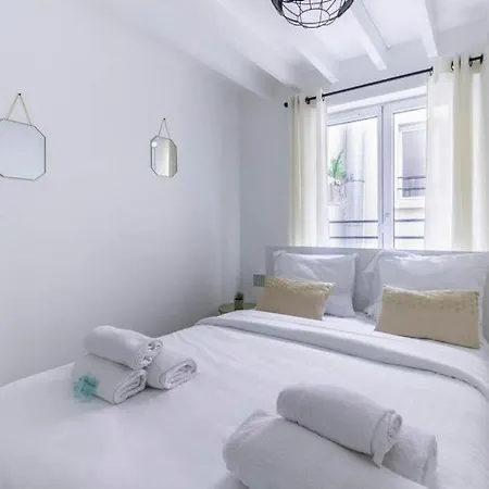 Grands Boulevards 41 Apartment *
