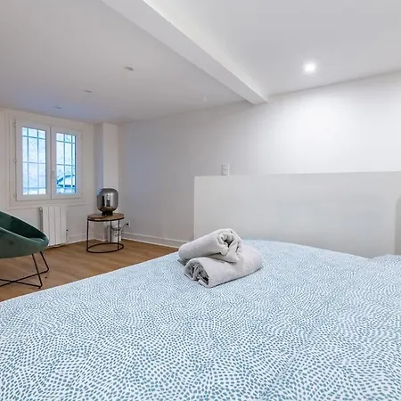 Avenue Breteuil Family - 11 Pers - Unique - Cosy Апартаменты Париж