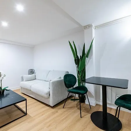 Avenue Breteuil Family - 11 Pers - Unique - Cosy Апартаменты