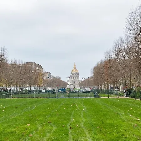 Avenue Breteuil Family - 11 Pers - Unique - Cosy Апартаменты Париж
