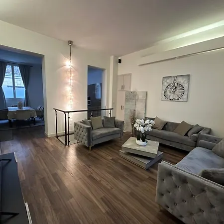 アパート Les Champs Elysees-125m2 Modern And Spacious パリ