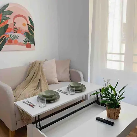 아파트 Cosy With Marais 파리