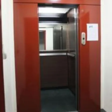 Modern Cozy Flat In The Marais Parking