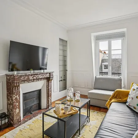 Arc De Triomphe - Lauriston 1bdr *