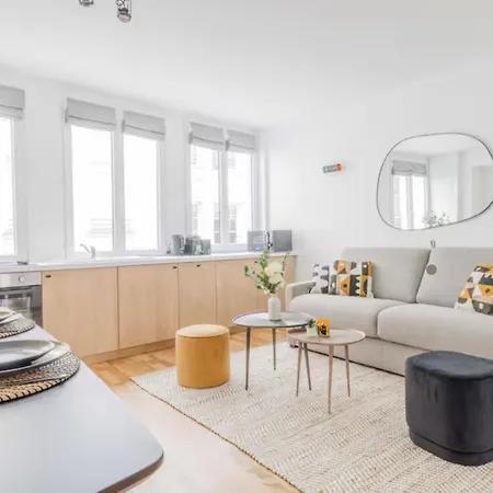 Suite-appartement 4stars Pour 6 A 10 Min Du Marais Appartement Parijs