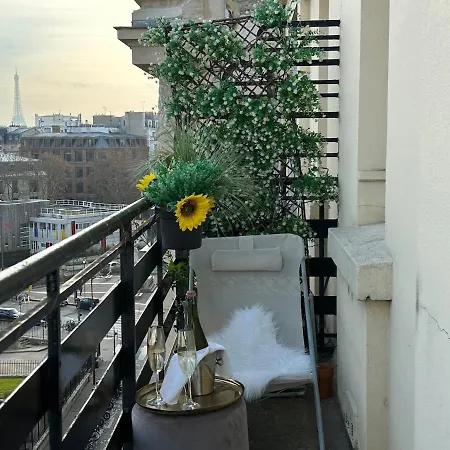 Eiffel Tower View Arc Triomphe Champs Elysees Area * Париж