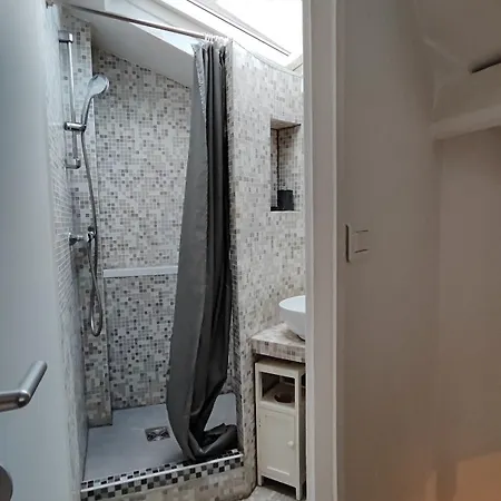 Apartman Avenue Niel - 17 - 2170 *