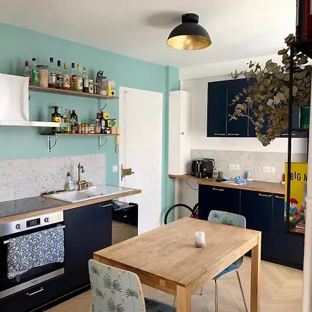 New & Cosy Beautiful Close Marais! Париж