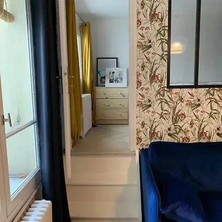 Апартаменты New & Cosy Beautiful Close Marais!