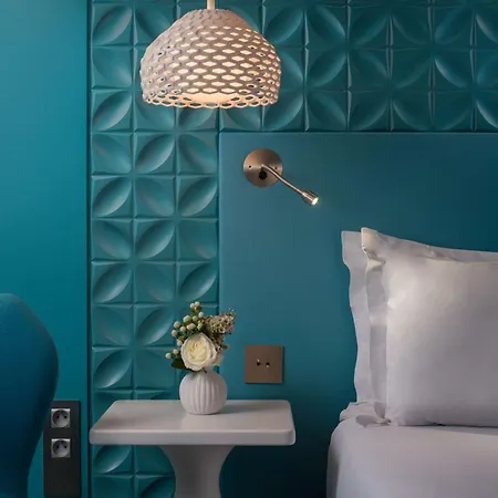 Gare De L'est, An Ihg Hotel 4*
