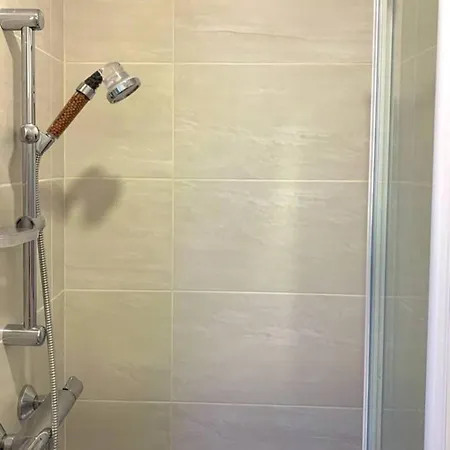 Appartamento Private 15m2 A Porte Maillot Parigi