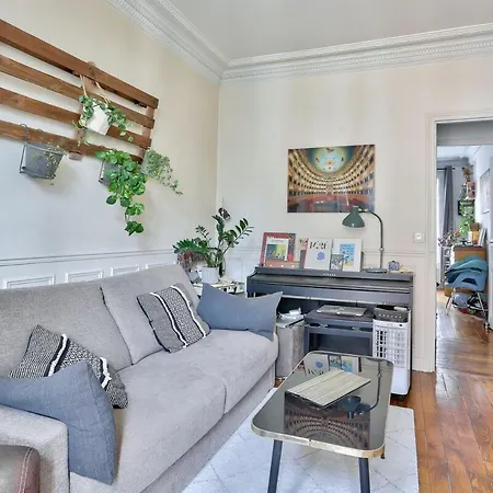 Cosy Montmartre Apartment Paris