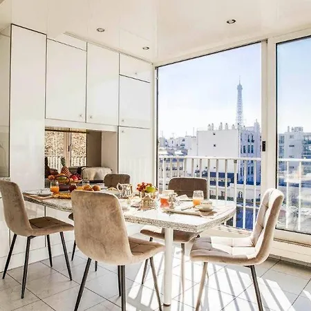Trocadero De Luxe Apartment