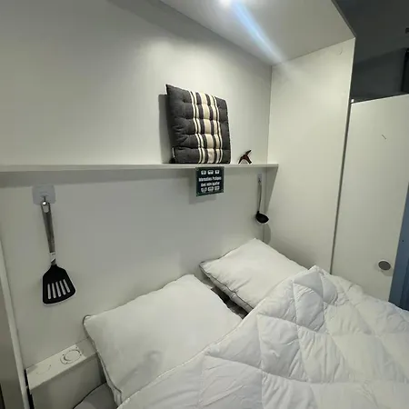 Studio Miromesnil Apartment Paris