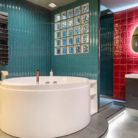 Arc De Triomphe Romantic Jacuzzi Emeraude Apartman