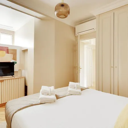 Pick A Flat's In Invalides - Avenue De Breteuil Apartment