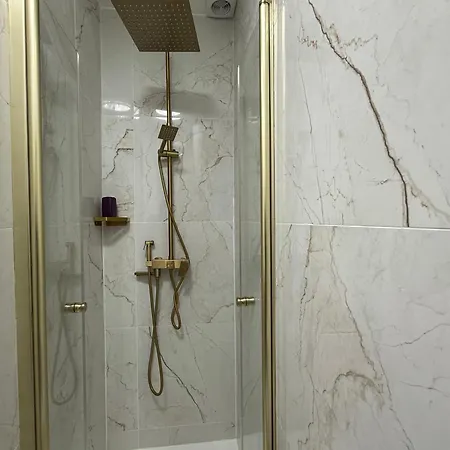 Charming Getaway In Le Marais - Oberkampf Working & Living * Parigi