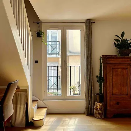 Apartment Large, Quiet, Familial Floor Duplex *