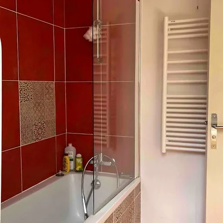 Large, Quiet, Familial Floor Duplex * Paris