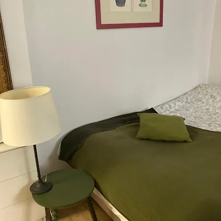 Cosy Nest Center Of Апартаменты